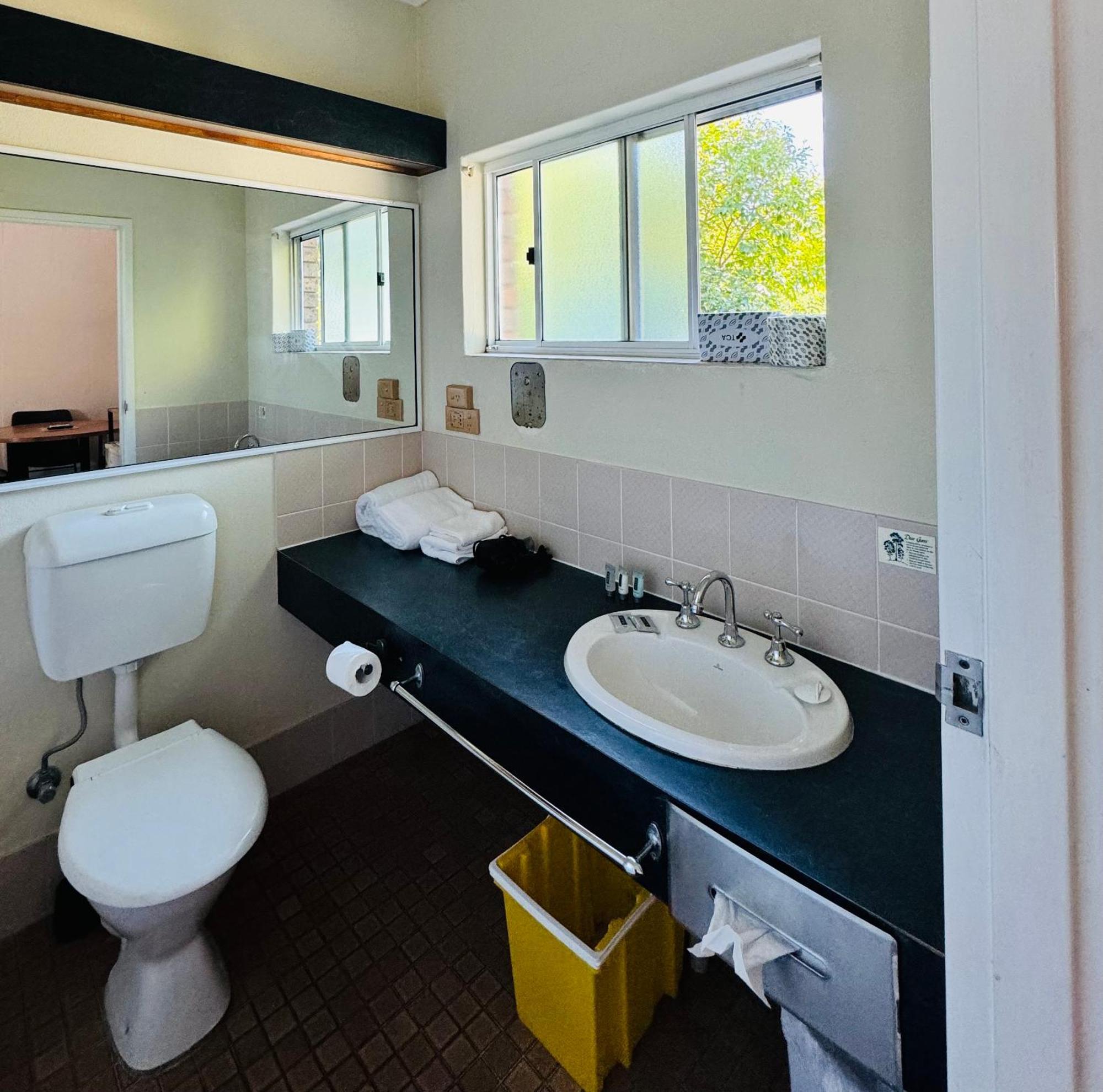 Deer Park Motor Inn Armidale Eksteriør billede